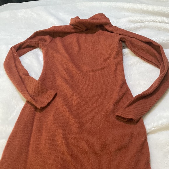 Fashion Nova sweater dress - Picture 2 of 6